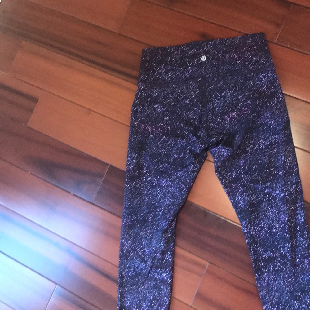 Lululemon - Picture 5 of 8